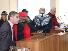 Холандецът и еротичната танцьорка остават в пловдивския арест