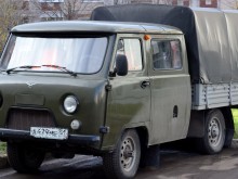 Военен "УАЗ" се обърна на черен път край Малко Търново, трима пострадаха