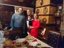 Борисов отпразнува Бъдни вечер с малкия Бойко