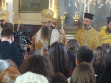 Митрополит Николай: От божествените плодове черпим с пълни шепи и сега