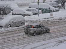 15 области предупредени заради силен вятър и снегонавявания