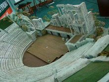 Миникуклено шоу на миниАнтичния театър