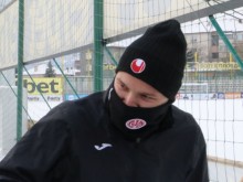 Неделев тренира с шал на Майнц