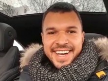 Видео: Божинов изпуши! Обяви се за икона, пеейки хит на Цеца