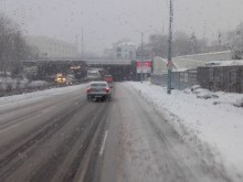 Зимната приказка в Пловдив продължава с нова порция обилен сняг