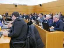 Горещи страсти в ОбС заради отстраняването на Тотев, Гърневски култов