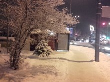 Снегът спира, но за кратко! 150 см има вече в Родопите!