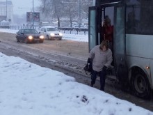 От най-голямата болница в Пловдив казаха колко души са пострадали в снега и леда