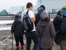 Студено ли? Вижте какво направи този млад мъж в София днес!
