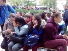 Българските ученици - първенци по пиене и пушене