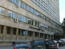 Мъж скочи от 8-я етаж на болница, загина на място