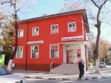 Опасни пукнатини вбесиха жителите на Стамболийски