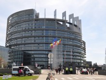 Комисия към Европарламента подкрепи България за отпадане на американските визи
