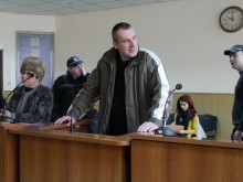 Полицаят Караджов разказа на какви унижения и експерименти е подложен в ареста!