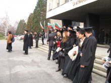 Абсолвентите от Аграрния университет получиха дипломите си