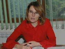 Пловдивчанка иска съдебна закрила от сестра си