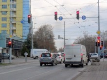 Млад мъж от Куклен скочи на пловдивски полицаи в Кючука
