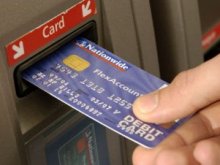 Зареждат извънредно банкомати