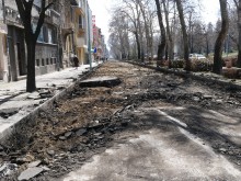 Падна нова порция асфалт по "Руски"