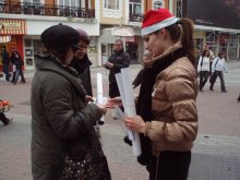 МГЕРБ зарадва пловдивчани с уникални картички
