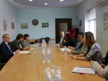 Започва обучението по новата професия в гимназиите