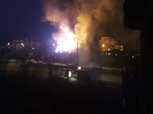 Пожар изпепели склад на "Коматевско шосе"