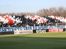 На Лаута събират пари за хореография