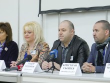 РИК Пловдив: Мръзнем!