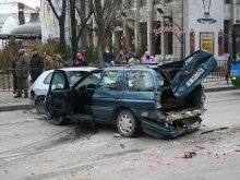 8 автомобила пострадаха в екшън до Четвъртък пазара
