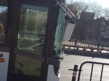 Транспортен бос обясни защо е бил потрошен градският автобус в Пловдив