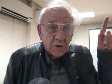 Легендарен учител описа живота в "Кючук Париж"