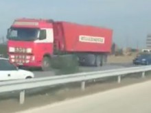 Шофьорите в Пловдив продължават да изумяват, този опита да се самоубие!