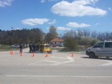 Жестоко убийство на таксиметров шофьор, 23-годишна е сред задържаните