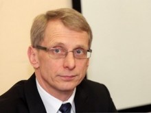Министър: Стрелбата в пловдивското училище е по-скоро проблем на МВР