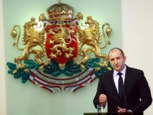 Светлина в душите и смирение в сърцата, пожела президентът Радев