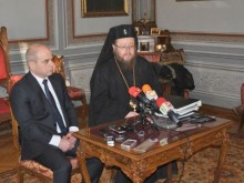 Русенският митрополит слага край на обикалянето на църквите на Великден