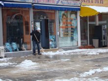 Район "Централен" призовава към снегопочистване край домове и търговски обекти