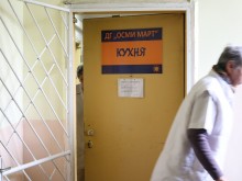 Родители от Пловдив разкриха интересни детайли, свързани с натравянето на десетки деца