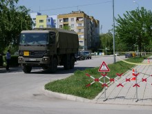 Министерството на отбраната: Бомбите в "Тракия" са 3, унищожихме ги!