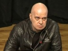 Слави Трифонов с ново кърваво писмо до политиците