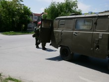 Военни откараха намерените в "Тракия" невзривени боеприпаси