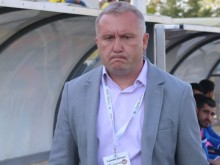 Принудиха Белия да прекроява защитата на Ботев