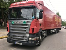 ТИР направи безумна маневра на централен булевард в Пловдив