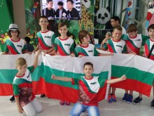 Те учат в "обикновени" пловдивски училища, но те не са обикновени деца