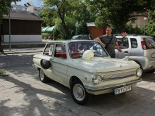Пловдивчанин предложи запорожеца си на абитуриенти