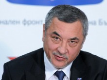 Валери Симеонов: Улеснихме максимално наемането на чужденци в туризма