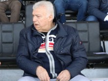 Бонев зарадва с 500 козунака пациенти от УМБАЛ "Свети Георги"