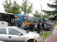 Дъждът не уплаши бултрасите, 3 рейса потеглиха от Колежа