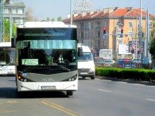 Осем автобуса с делнично разписание на Задушница