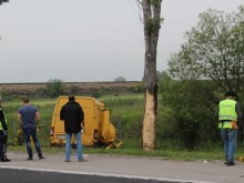 Арестуваха собственика на буса, в който 10 души намериха смъртта си